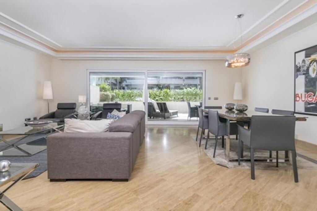 Lägenhet 3 Bed Embrujo De Banus, 4 Min Walk To Beach! *