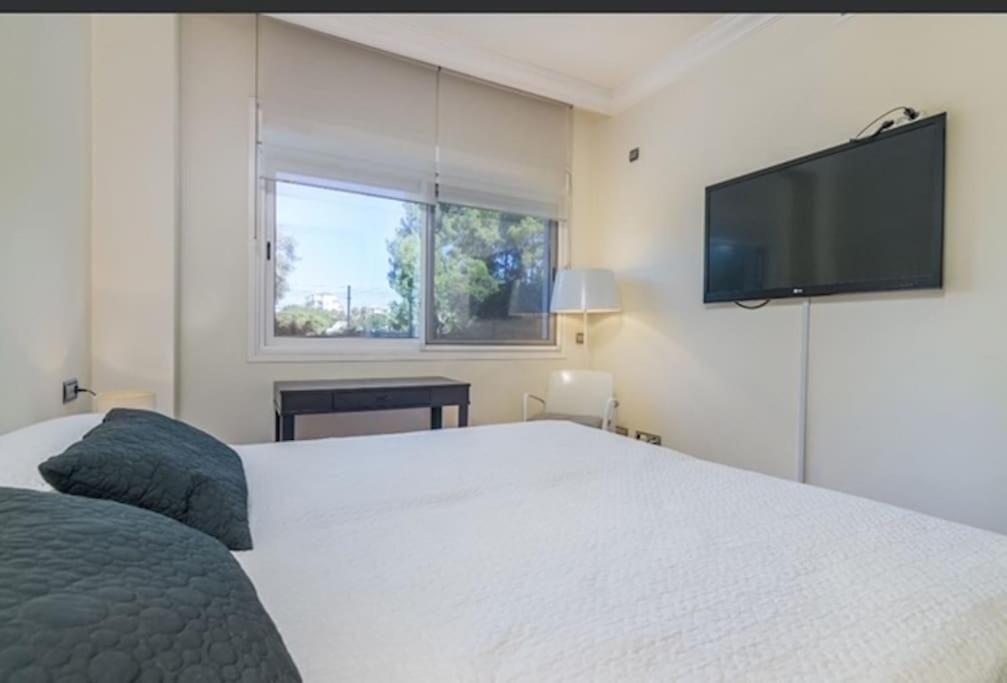 Apartamento 3 Bed Embrujo De Banus, 4 Min Walk To Beach! Marbella